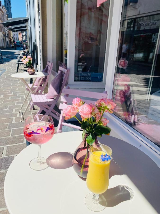 The Flower Bed and breakfast